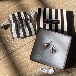 Henri Bendel